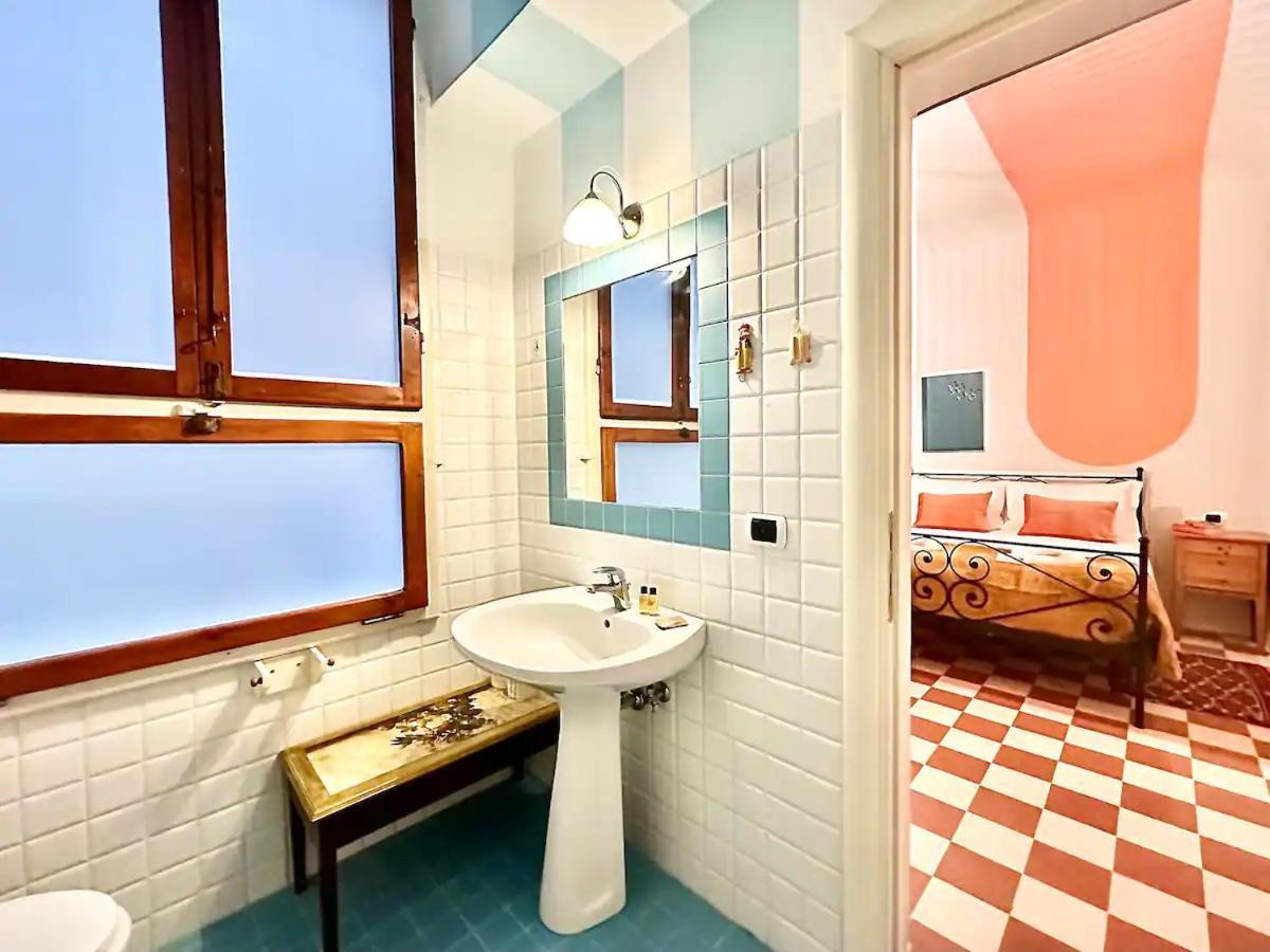 Raffaelli Rooms Travel Florence Close San Frediano Dış mekan fotoğraf